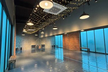 Akademik Suite @ Mount Austin