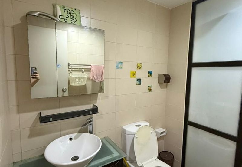 Dedaun Hijau (Greenfield Regency)