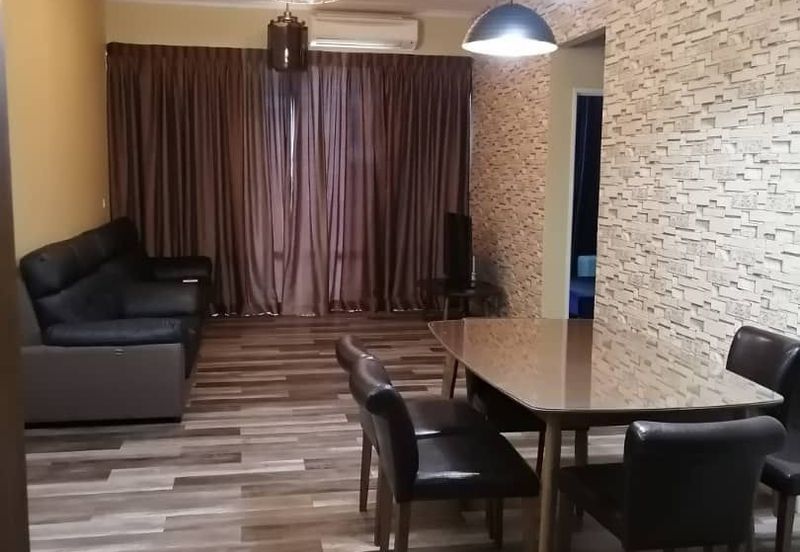 Dedaun Hijau (Greenfield Regency)