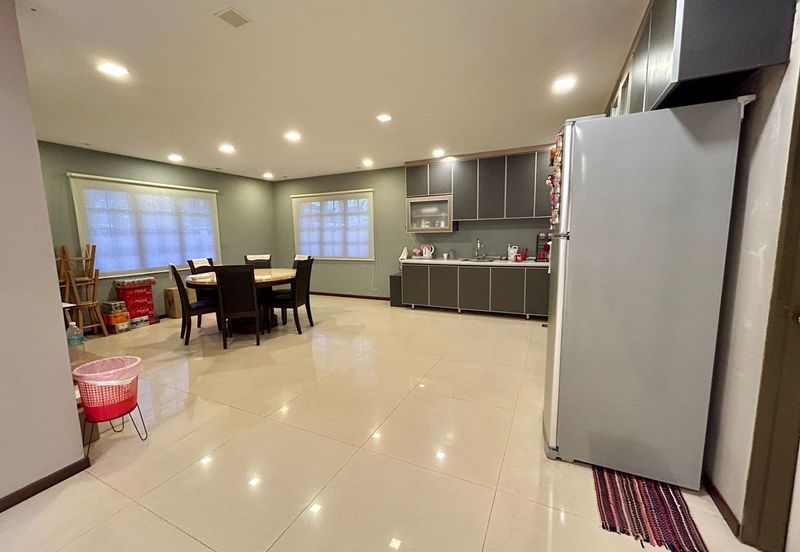 To Sale Bandar Putra Kulai, Palm Villa Gate B