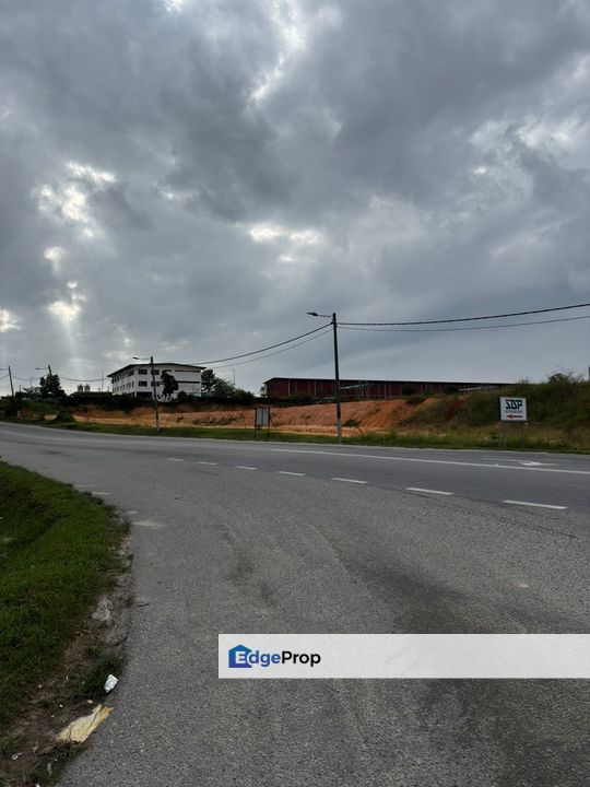 To Sale zoning medium industry land, Johor, Senai