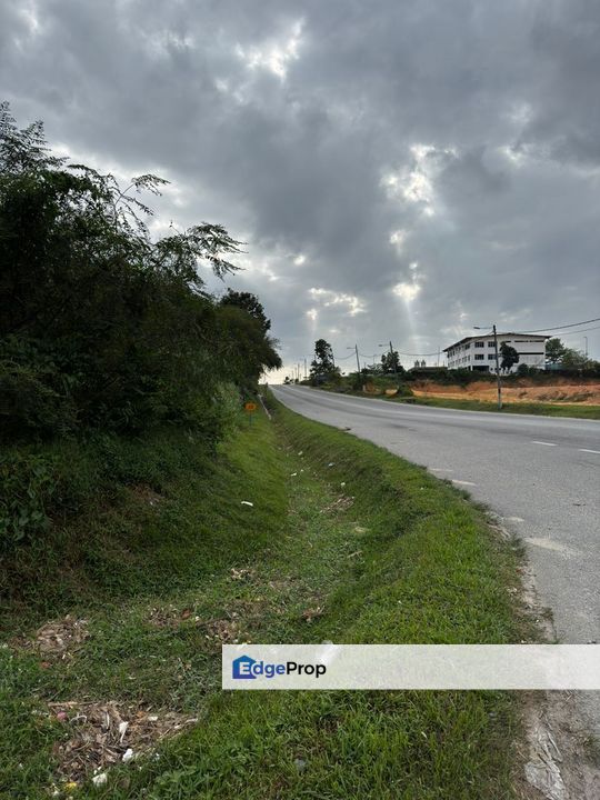 To Sale zoning medium industry land, Johor, Senai