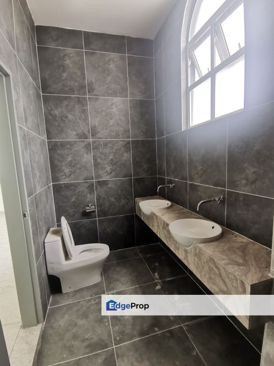 To Sale Taman Mutiara Hijau Kulai, corner lot, Johor, Kulai