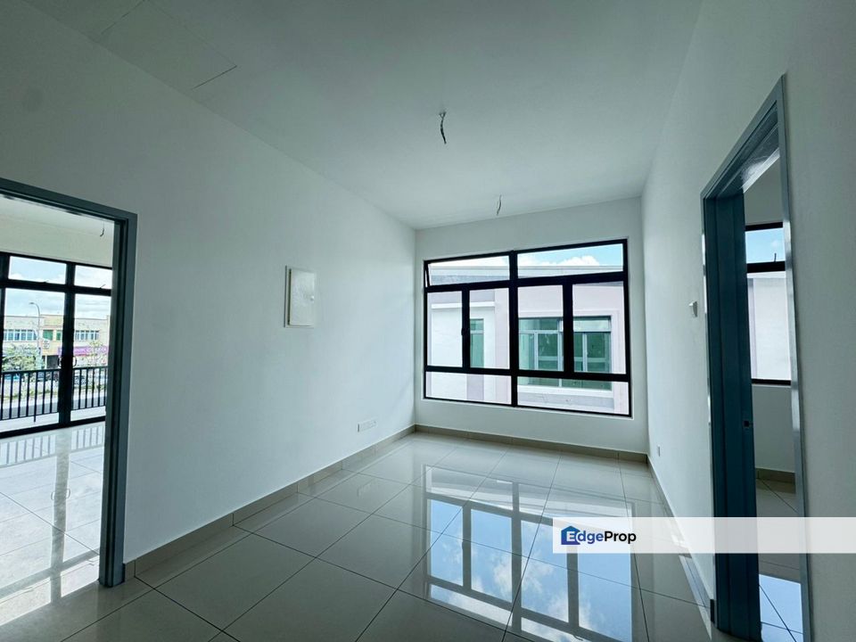To Sale 2 Storey Cluster House, Raintree Residences, indahpura kulai, Johor, Kulai