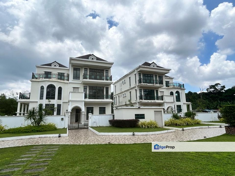 To Sale Villa Laguna Heights bungalow, JB, Johor, Johor Bahru