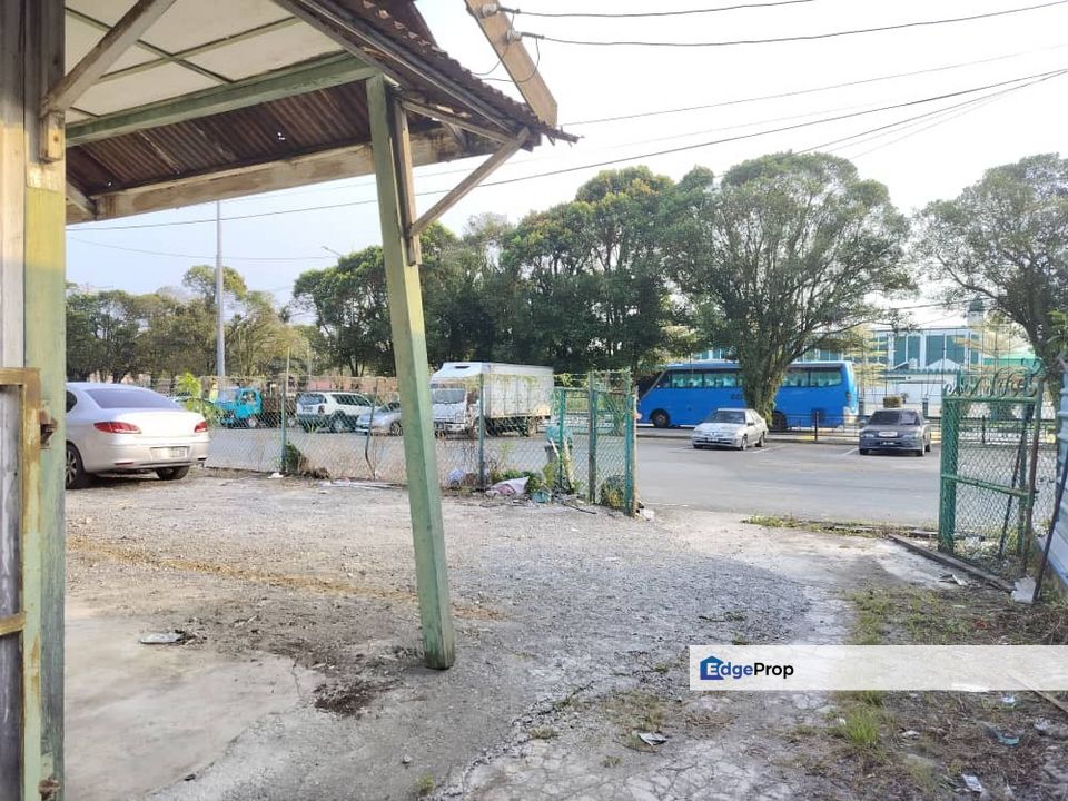 To Sale Pekan Nanas. Jalan Besar. commercial zoning, Johor, Pekan Nanas (Pekan Nenas)