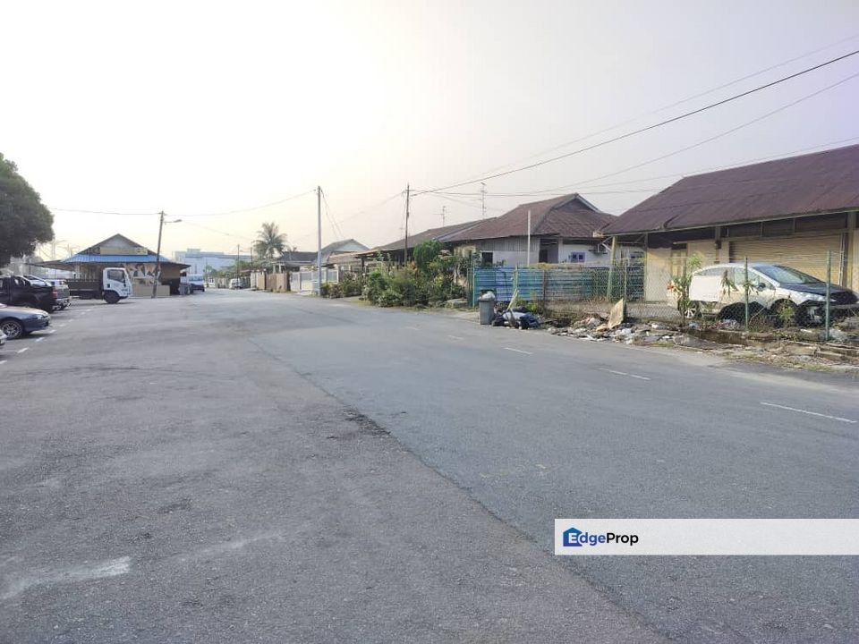 To Sale Pekan Nanas. Jalan Besar. commercial zoning, Johor, Pekan Nanas (Pekan Nenas)