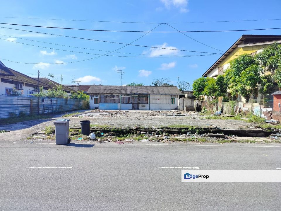 To Sale Pekan Nanas. Jalan Besar. commercial zoning, Johor, Pekan Nanas (Pekan Nenas)