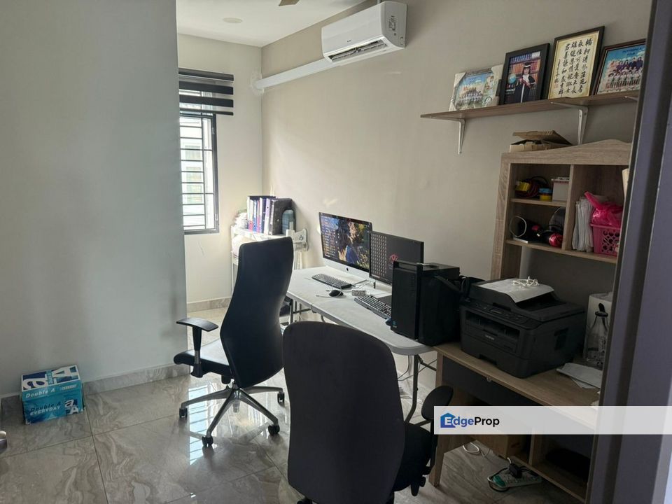 To Sale Senai Scientex Jaya double storey unblock view, Johor, Senai