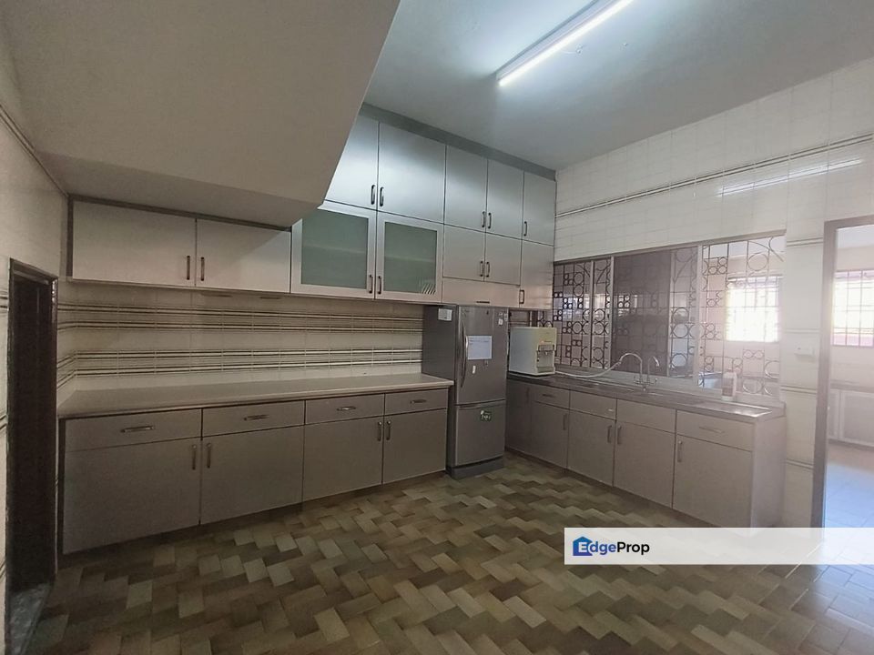 Jalan Jerau, Taman Pelangi, Johor, Johor Bahru