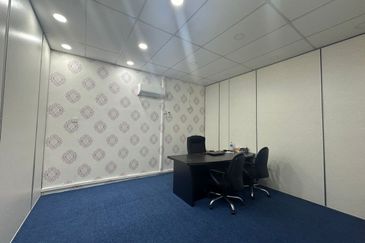 shoplot for sales/rent  i park@ senai