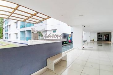 Seasons Luxury Apartments @ Amara Larkin