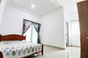 Seasons Luxury Apartments @ Amara Larkin