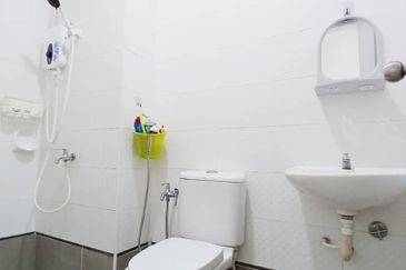 Seasons Luxury Apartments @ Amara Larkin