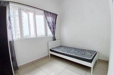 Seasons Luxury Apartments @ Amara Larkin