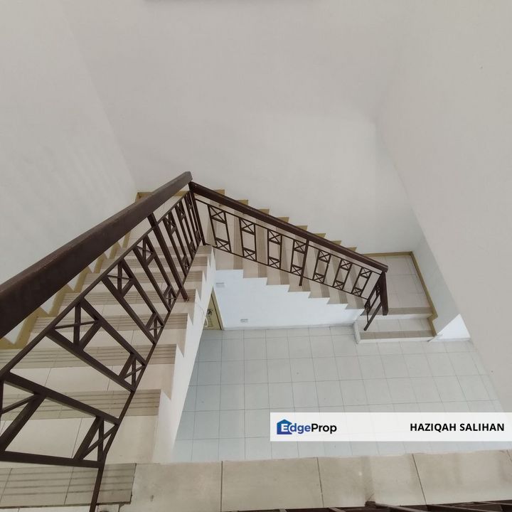 FOR SALE {FACING OPEN} Double Storey Taman Kajang Perdana , Selangor, Kajang