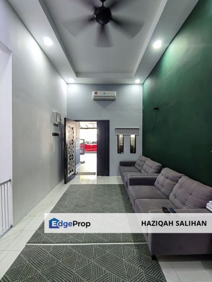 FOR SALE {FACING OPEN} Renovated Single Storey Taman Tulip 2 Jalan Lombong Besi 29 Seksyen 29 Shah Alam, Selangor, Shah Alam