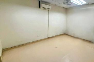 FOR RENT Shoplot Office Taman Bunga Kantan Kajang