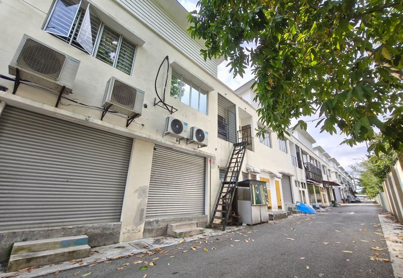 FOR RENT Shoplot Office Taman Bunga Kantan Kajang