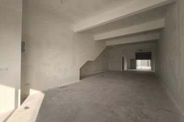 FOR RENT NEW 2-Storey Shop Lot Serene Square Serene Heights Bangi