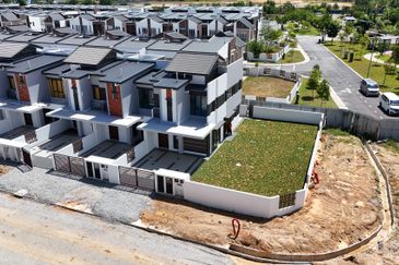 FOR SALE {NEW PROJECT} Premium Double-Storey Terrace Near EcoHill Walk & EcoHill Taipan Semenyih
