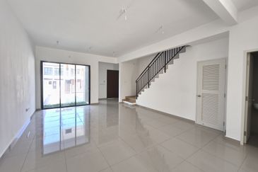 FOR SALE {NEW PROJECT} Premium Double-Storey Terrace Near EcoHill Walk & EcoHill Taipan Semenyih