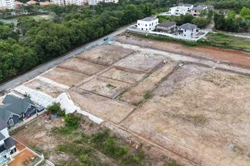 🔥 PREMIUM BUNGALOW LOTS FOR SALE – ADJACENT TO PRESINT 17, PUTRAJAYA 🔥