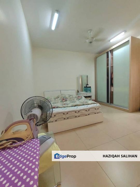 FOR SALE {FREEHOLD STRATA READY} Ground Floor Townhouse D' Impian Tropika Balakong Seri Kembangan, Selangor, Balakong