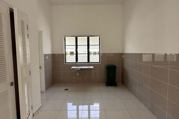 FOR SALE {Brand New} 1.5-Storey Bungalow in Semenyih’s Fastest-Growing Township