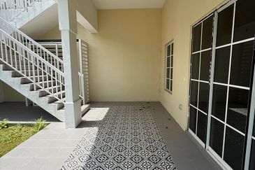 FOR SALE {Brand New} 1.5-Storey Bungalow in Semenyih’s Fastest-Growing Township