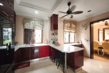 FOR SALE {Serene & Spacious} Bungalow Presint 10 Putrajaya