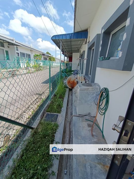 WELL MAINTAIN SINGLE STOREY ALBURY 1 BANDAR MAHKOTA HILLS LENGGENG FOR SALE, Selangor, Semenyih