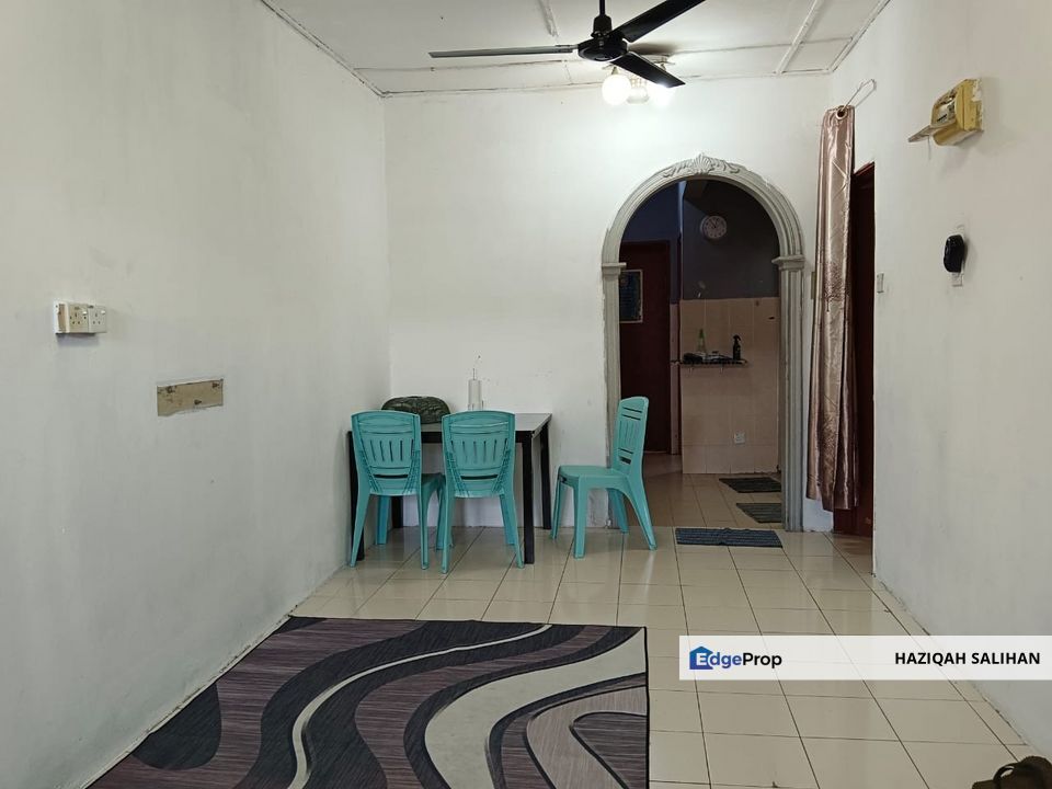 Well Maintain Double Storey Town House (Upper Floor) Taman Jasmin Senawang Negeri Sembilan, Negeri Sembilan, Seremban