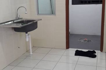 Green Suria Apartment