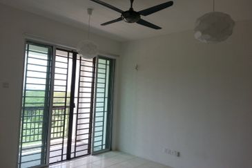 Green Suria Apartment