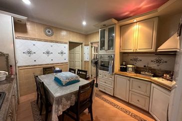 Seksyen 13, Shah Alam