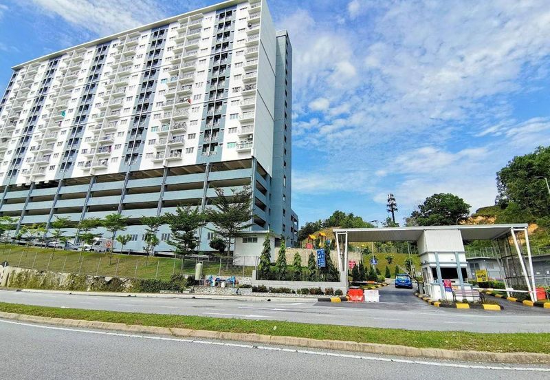 Pangsapuri Puncak Saujana