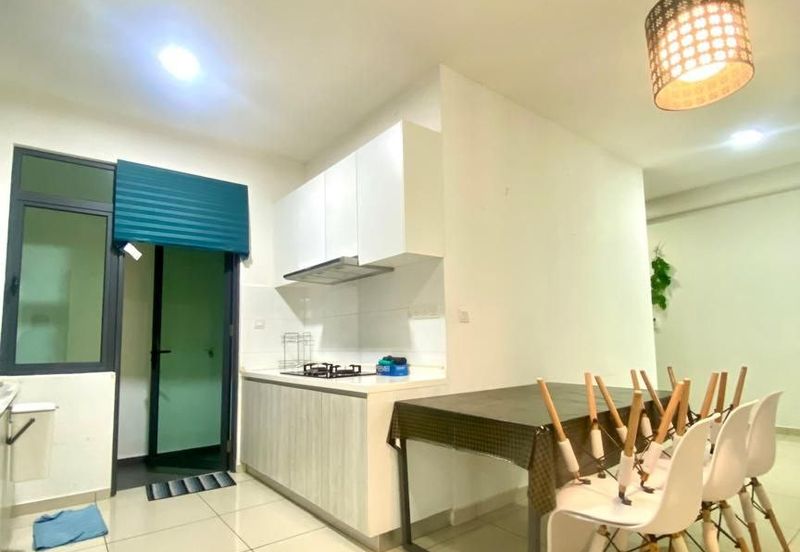 Kenwingston Square Garden