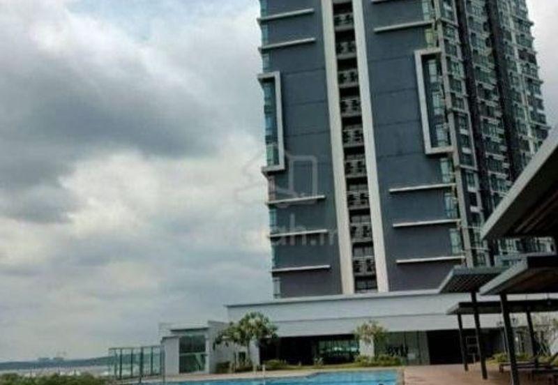 Kenwingston Square Garden