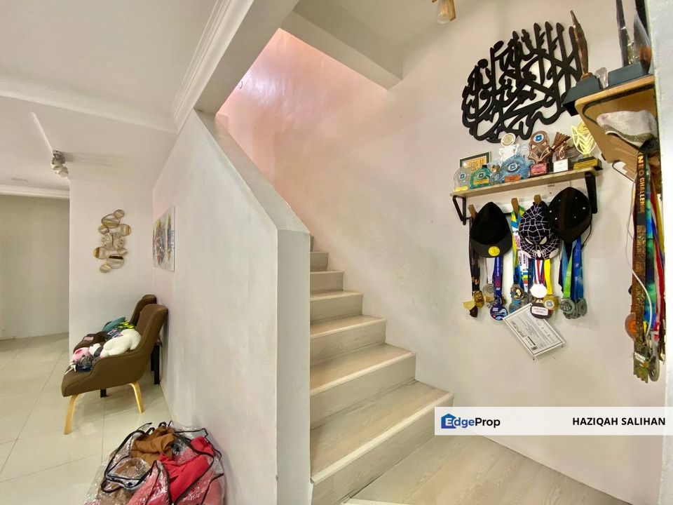 FOR SaLE Renovated Double Storey End Lot Terrace House with Solar Panels Taman Teratai, Nilai, Negeri Sembilan, Seremban