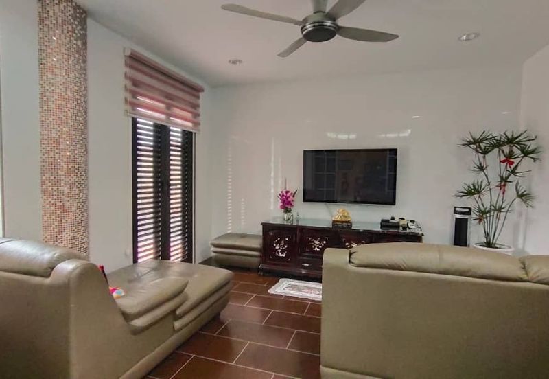 Jalan Suasana @ Tun Hussein Onn