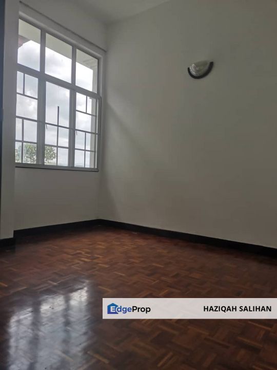 FOR SALE Well Maintain Casa Mila Condo Bukit Idaman Selayang, Selangor, Selayang