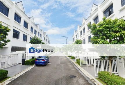 2.5 superlink House For Sale @eco botanic medini , Johor, Nusajaya
