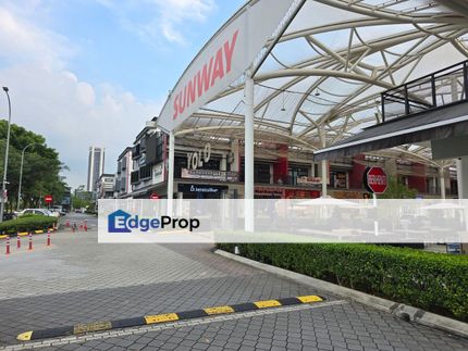3 storey shop for sale @ Sunway boulevard iskandar Puteri , Johor, 