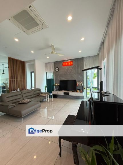 2 storey semi D for sale @ sunway lenang height molek, Johor, Johor Bahru