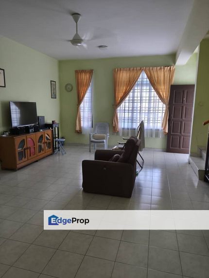 Double storey Terrace for sale @ Bandar putra kulai Jalan tiong , Johor, Kulai