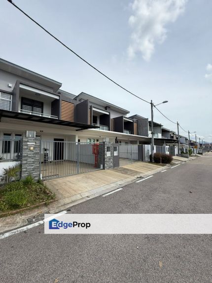 Double storey Terrace for sale @ jalan camar Bandar putra kulai , Johor, Kulai