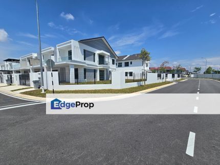 2 storey Terrace for sale @ jalan sonatia Bandar putra kulai , Johor, Kulai