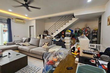 Jalan Setia Tropika 5/4