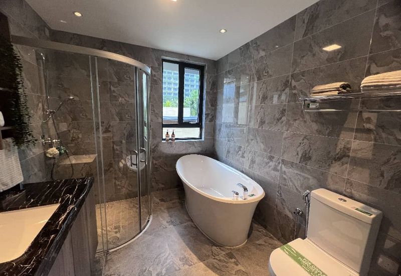 Penthouse For sale@ Nigella Park Forest City 